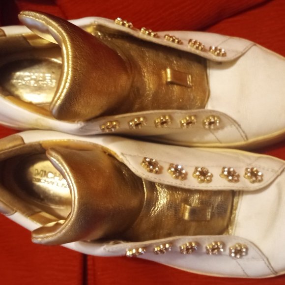 MK. - Picture 4 of 4